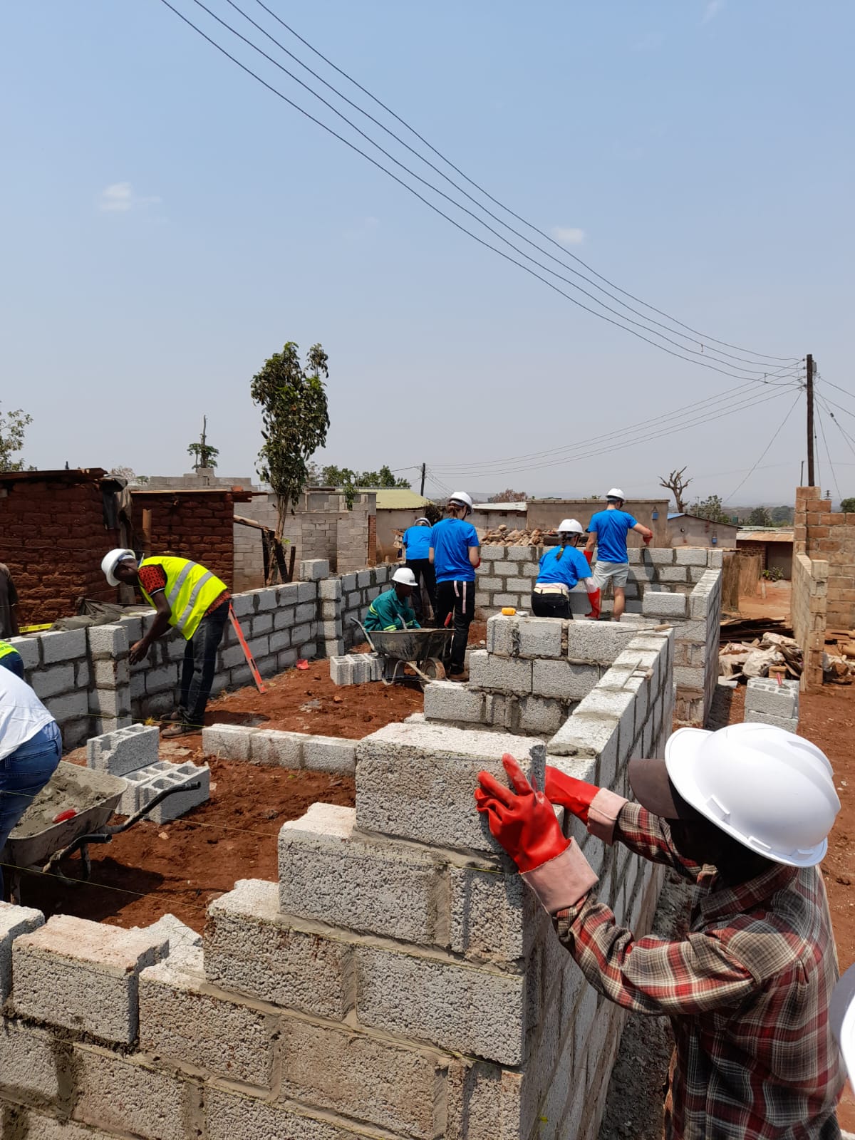 Die Baustelle des HoffnunsBAUer-Freiwilligeneinsatzes in Sambia 2026